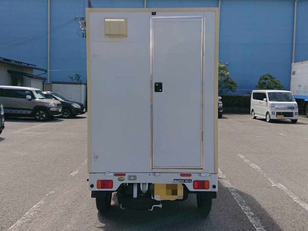 キッチンカー カーラッピング